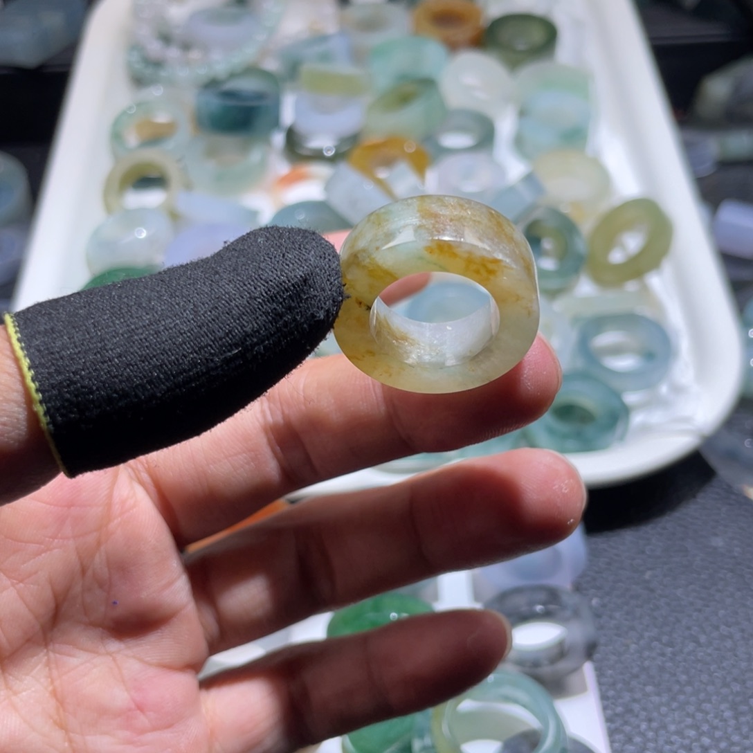 未镶嵌定制翡翠天然翡翠