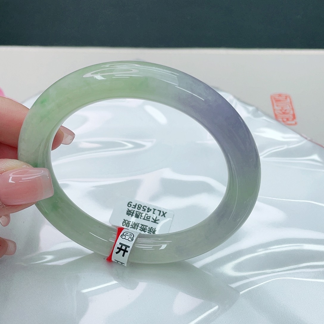 翡翠手镯未镶嵌圆60.8