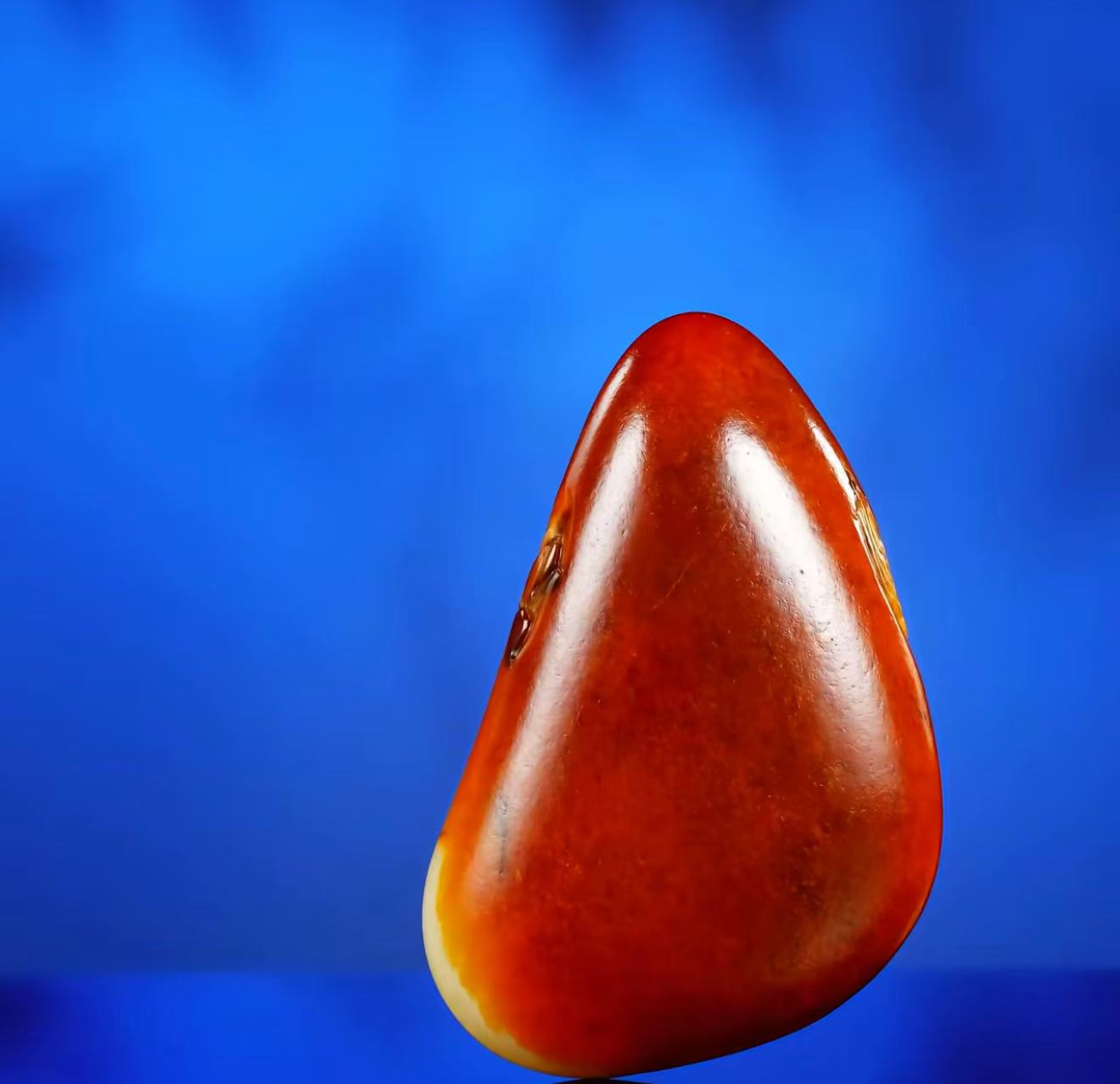 和田玉红皮手把件天然聚红沁皮肉质细腻珍品