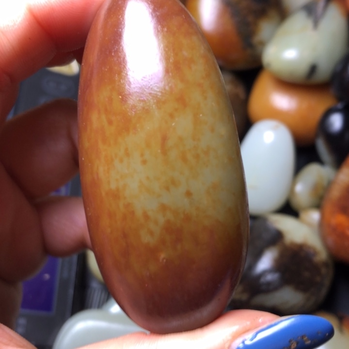 和田玉未镶嵌珠宝奇石