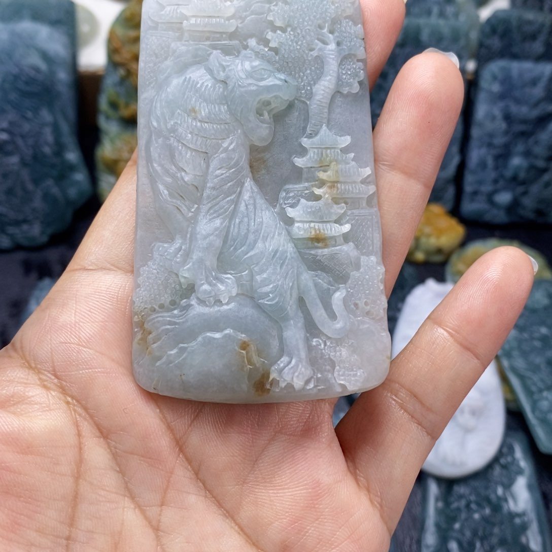 未镶嵌定制翡翠翡翠