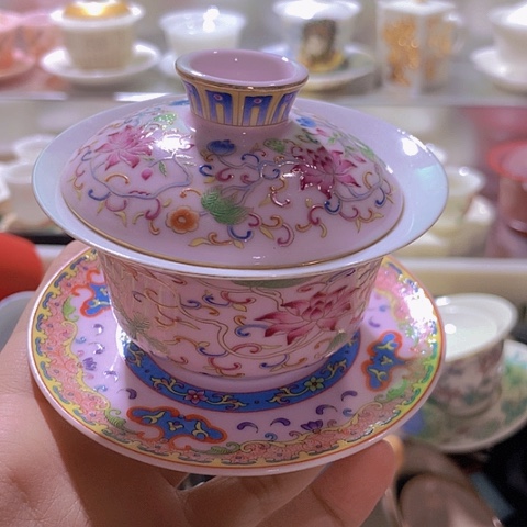 陶瓷制品及陶瓷艺术品微瑕