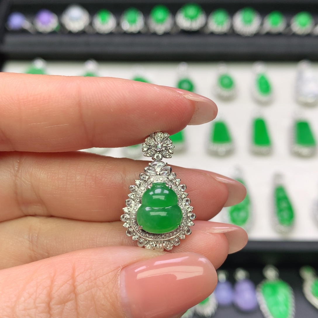 翡翠18K金镶嵌吊坠(不含链)