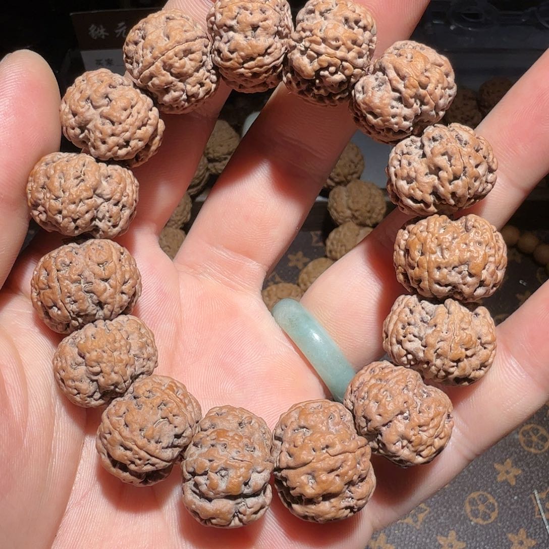 金刚菩提手串?**文飞碟双龙