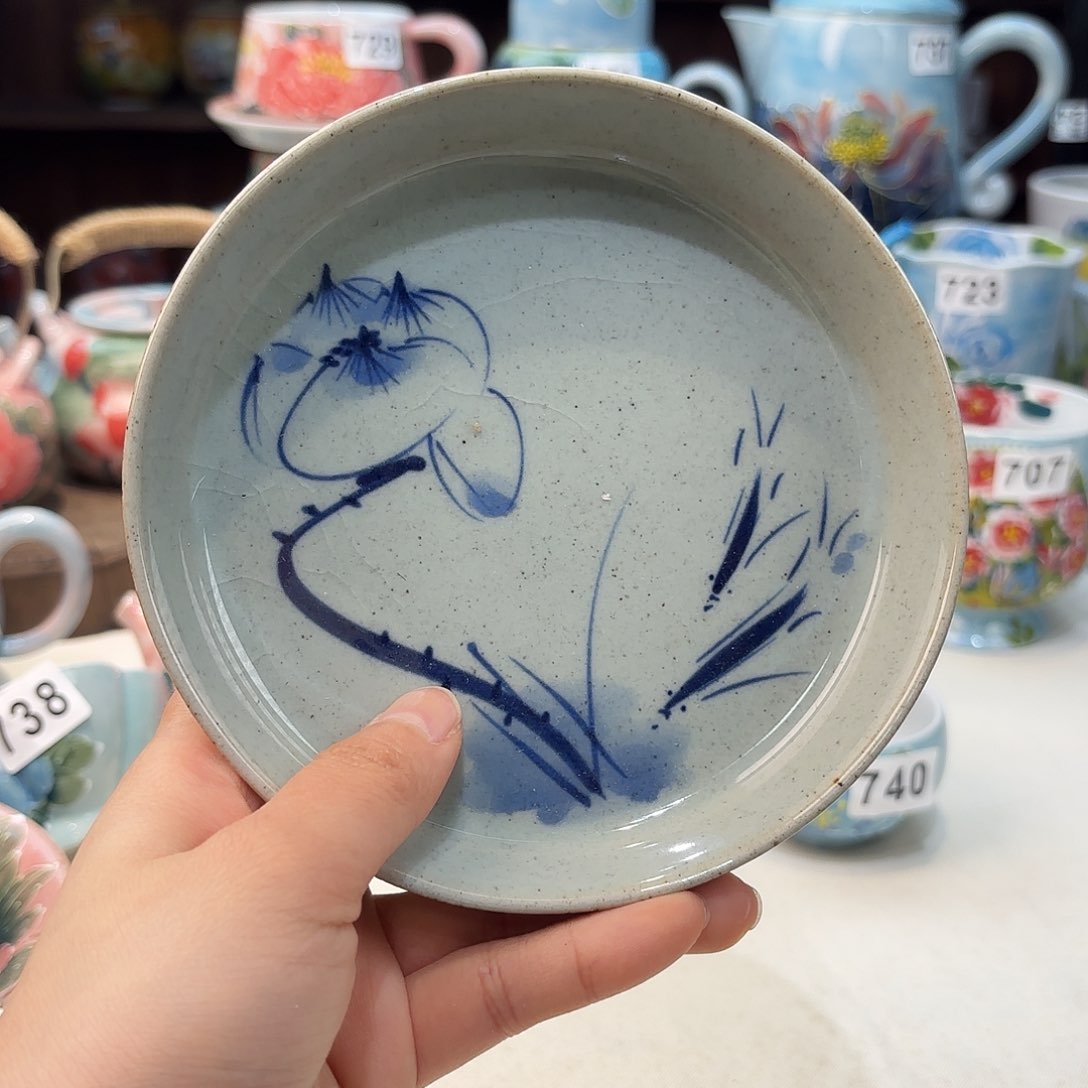 瓷片兔兔好漂亮de o o o o k l k lv