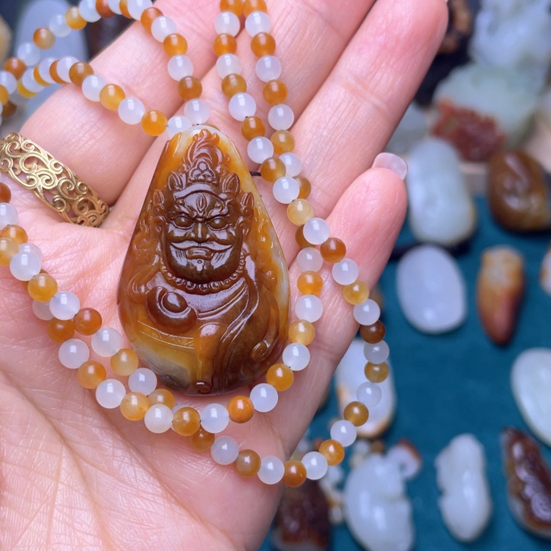 和田玉颈饰未镶嵌兔*?