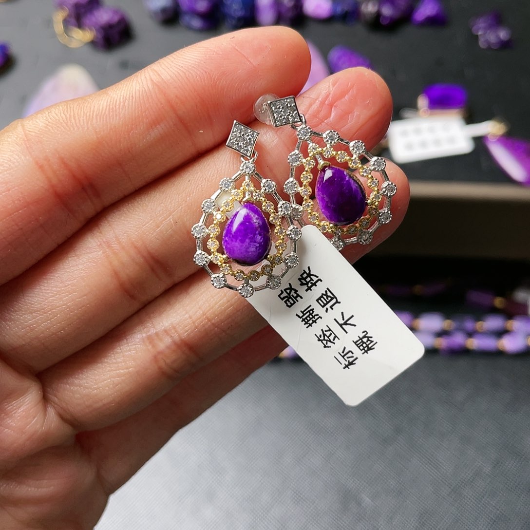 苏纪石（舒俱来）耳钉银S925镶嵌