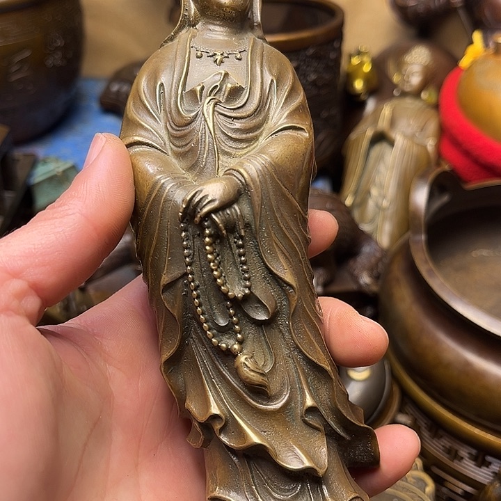 精美铜器批发档口