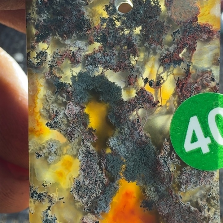 行***5玛瑙/玉髓未镶嵌颈饰