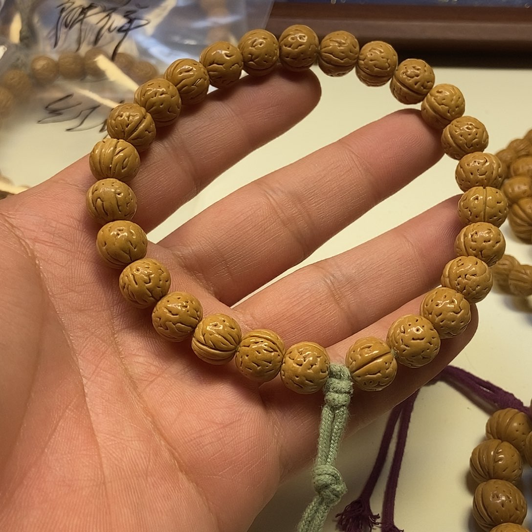 艺***爸桃核吊坠33333333333