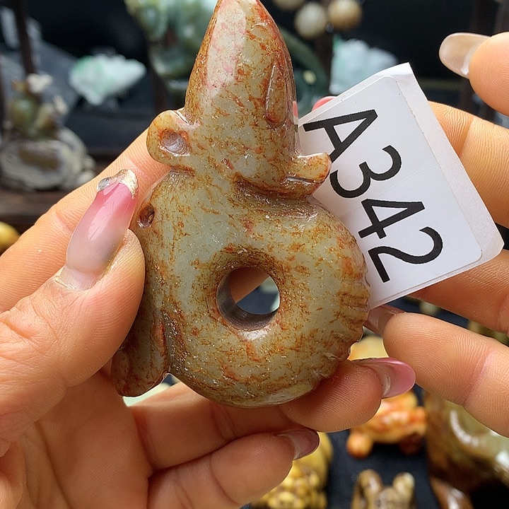 和田玉未镶嵌车挂