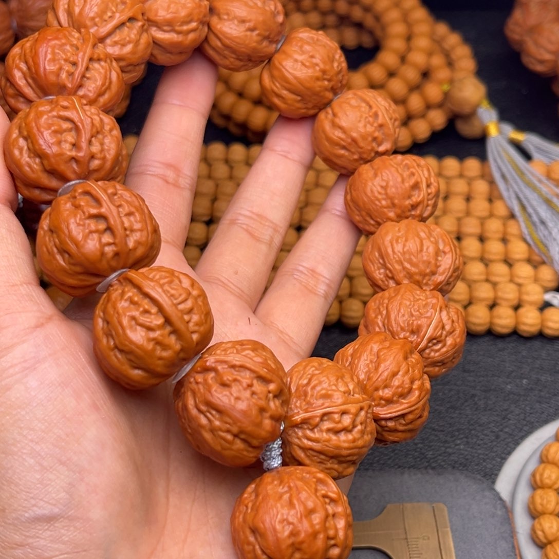 猴头核桃吊坠元宝八棱手持