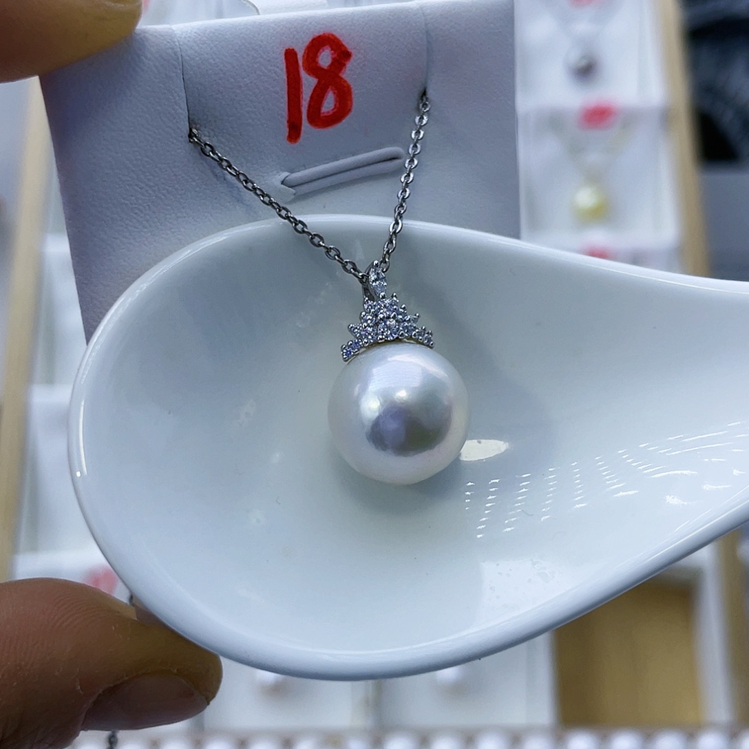 淡水珍珠吊坠(赠链)银S925镶嵌