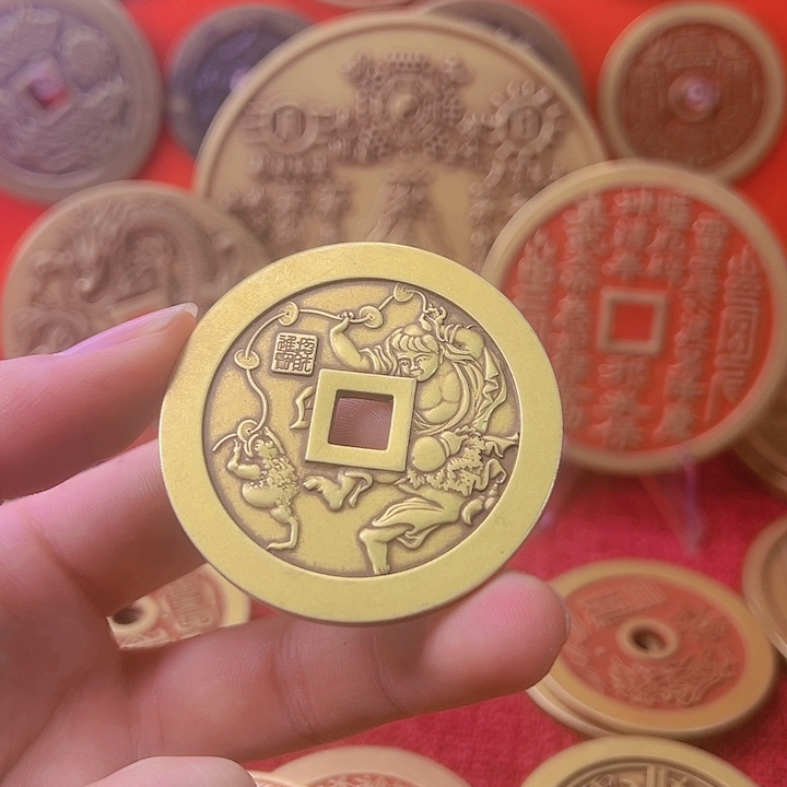 精品高货花钱护您万周全（现代工艺品