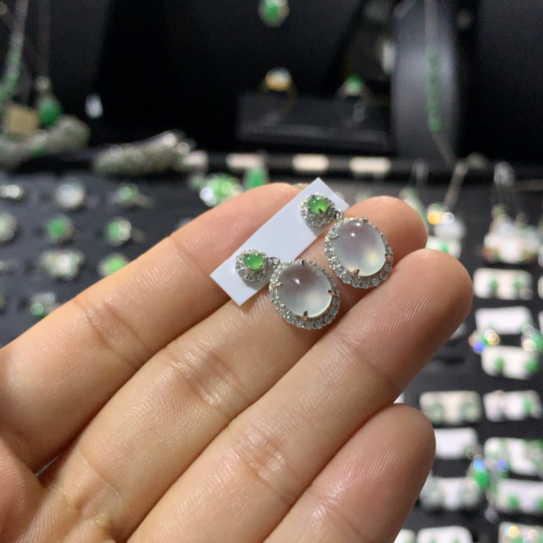 银S925镶嵌翡翠耳饰