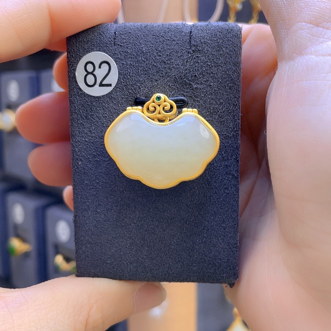 和田玉颈饰银S925镀金镶嵌