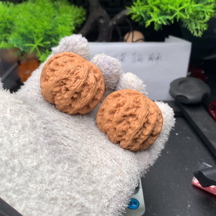 吊坠文玩核桃44粗筋