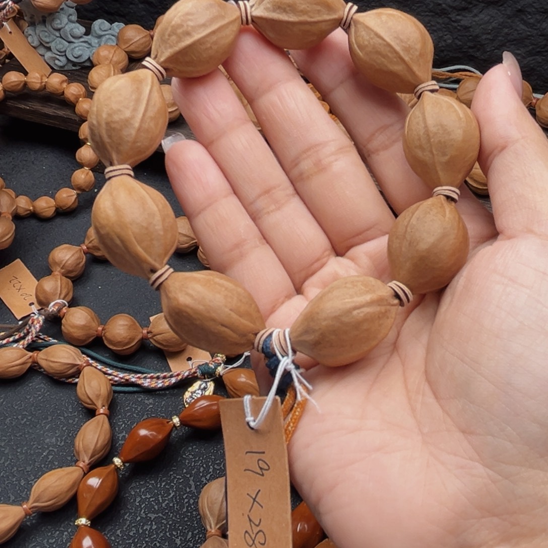 上***马手串橄榄核19.28梅林铁核