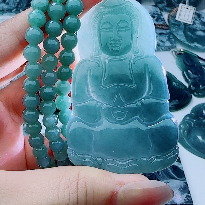 翡翠未镶嵌颈饰多样性发货天然的A货翡翠