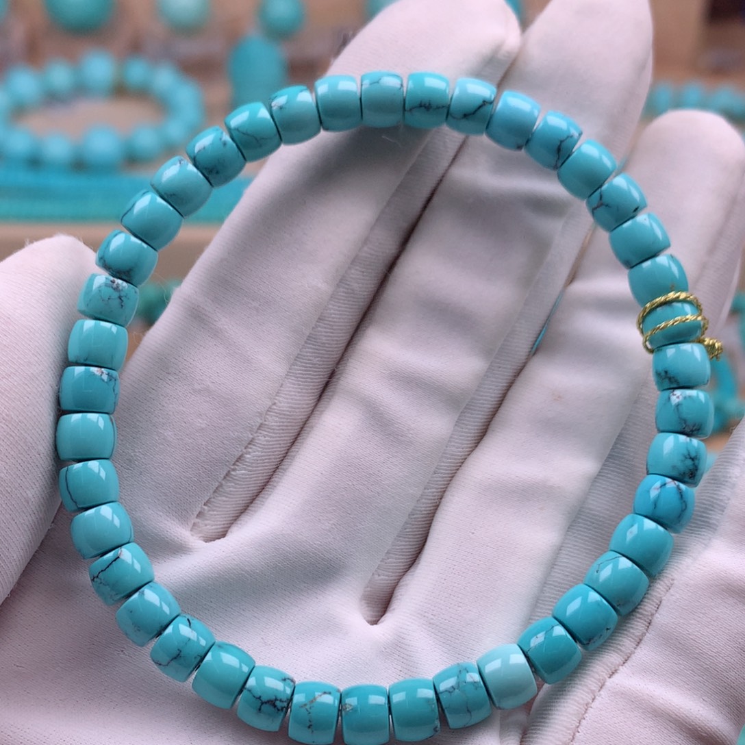 绿松石未镶嵌珠宝奇石直径5.6mm