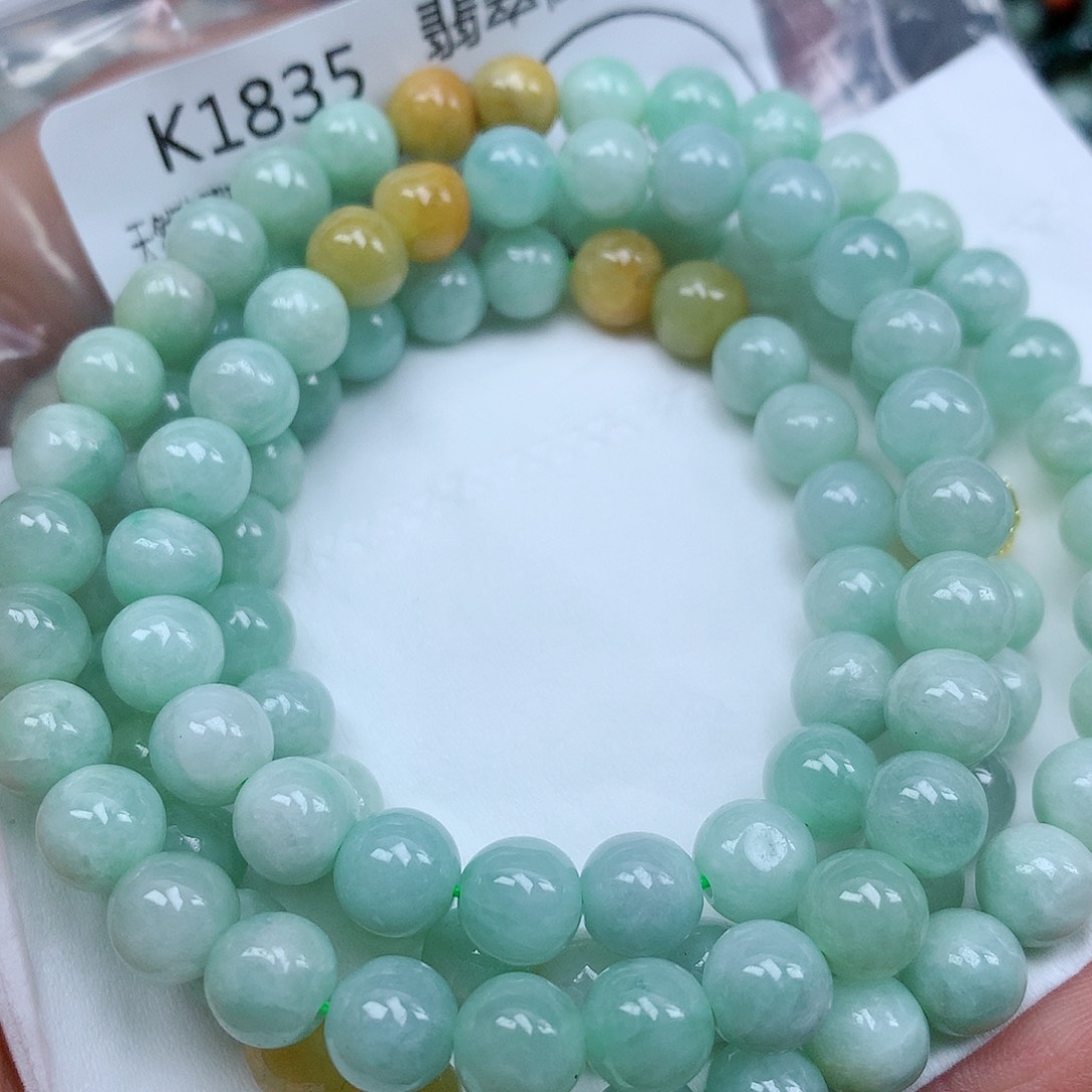 翡翠颈饰未镶嵌手串