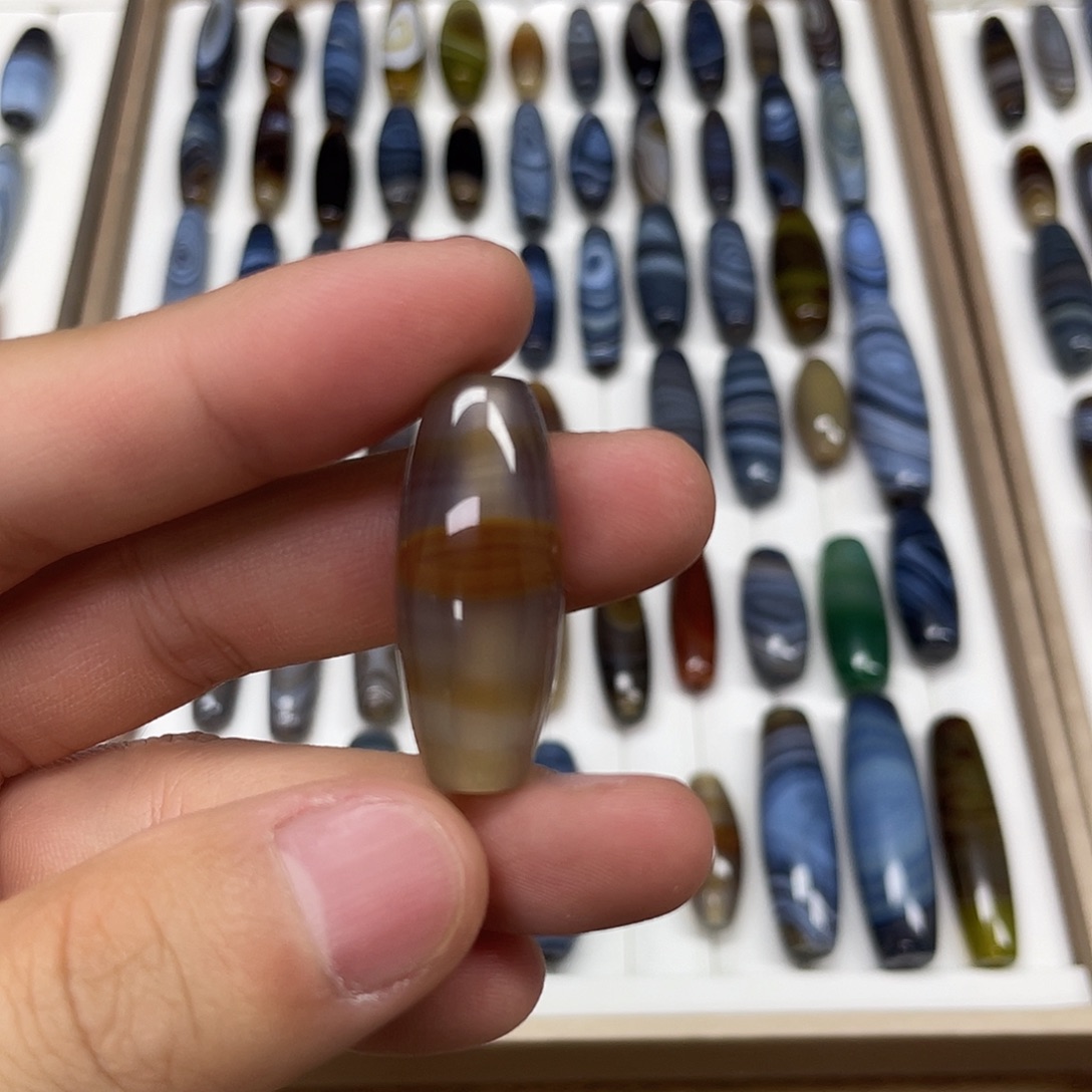 路***半合金颈饰玛瑙/玉髓