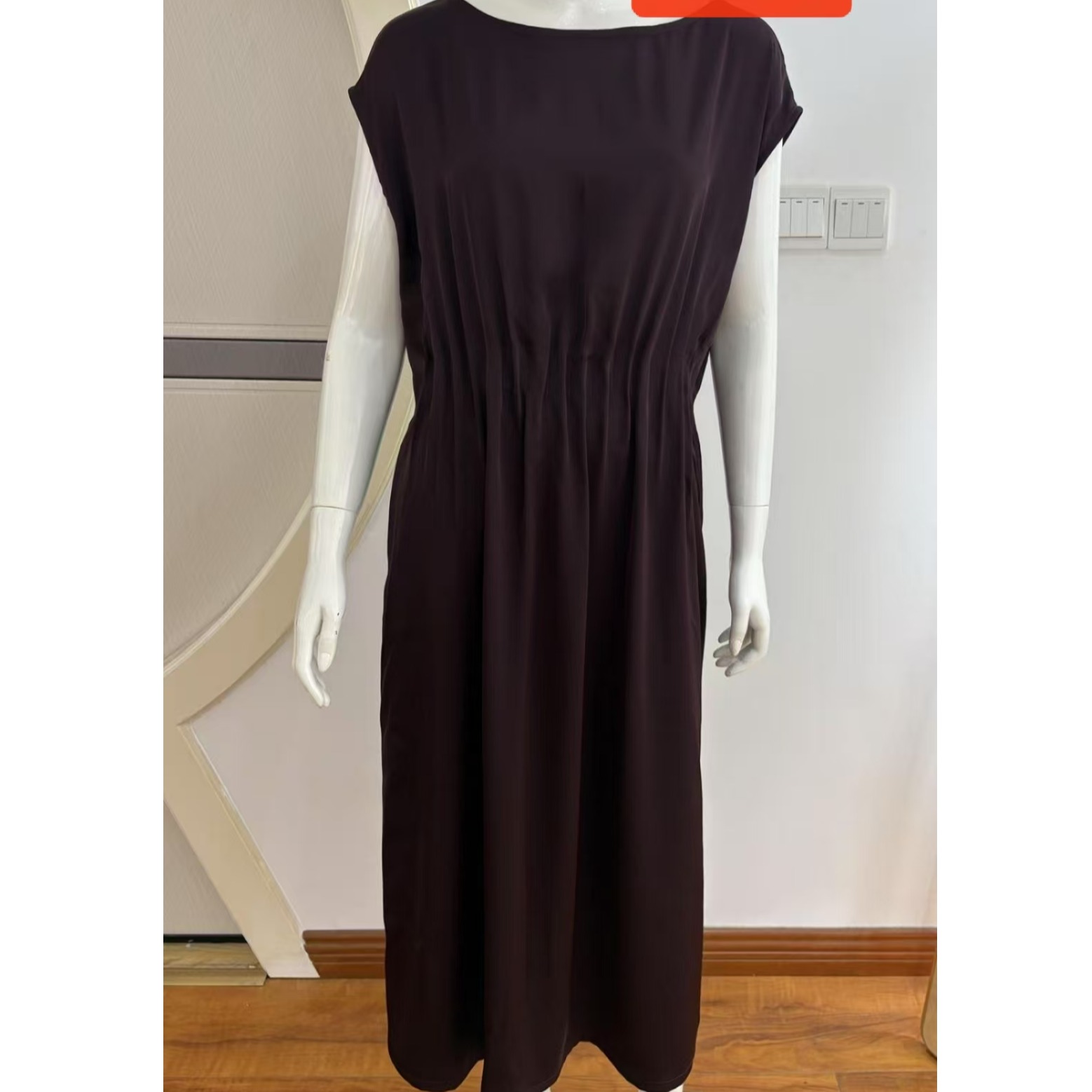 8433-32新款女士连衣裙