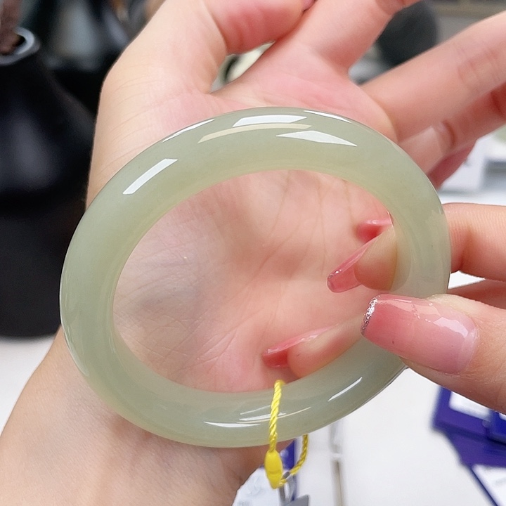 和田玉手镯5657未镶嵌