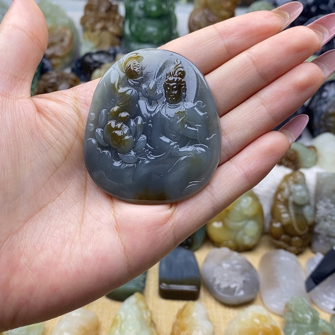 和田玉（糖玉）未镶嵌颈饰