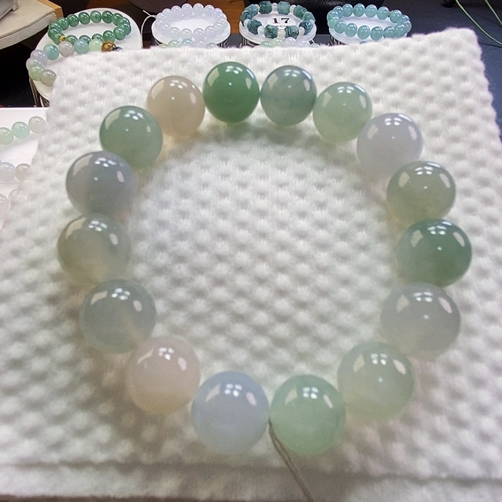 定制翡翠未镶嵌翡翠卡12