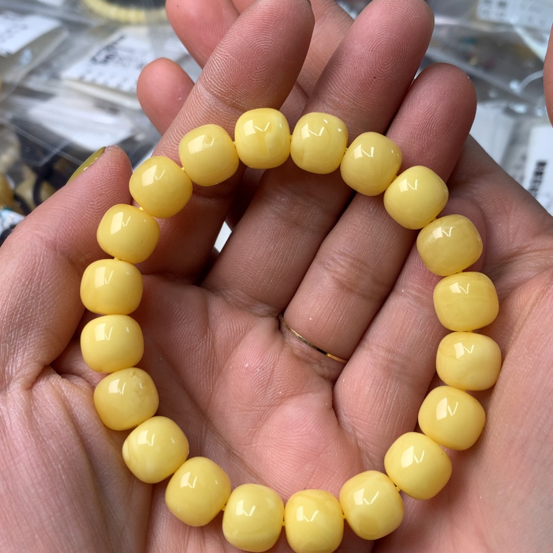 琥珀未镶嵌裸石蜜蜡