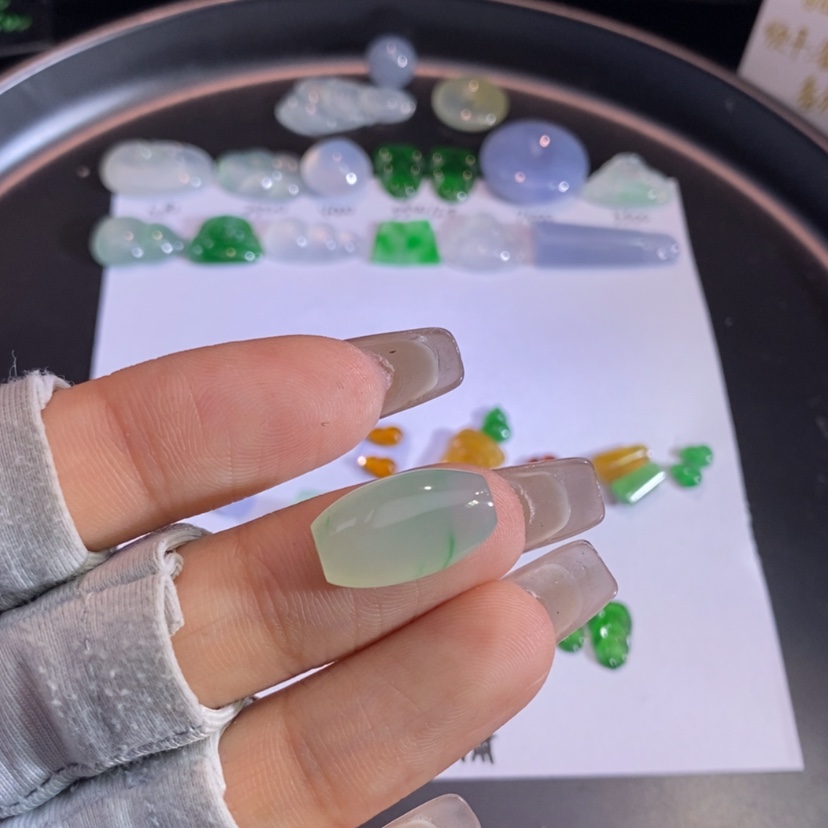 【闪购商品】翡翠未镶嵌挂件珠子