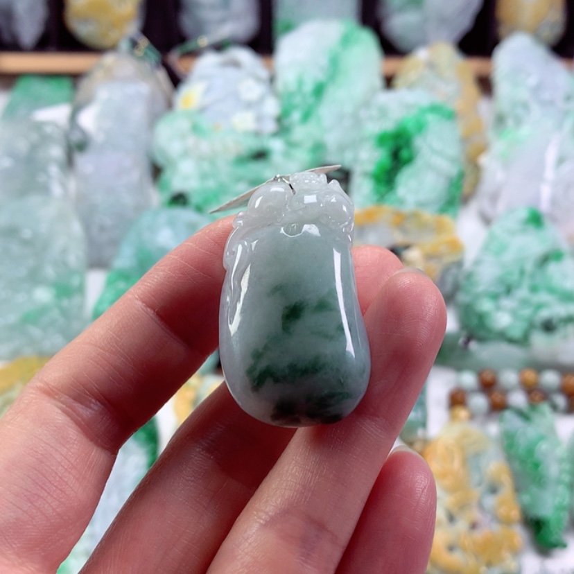 【闪购商品】翡翠吊坠(不含链)未镶嵌