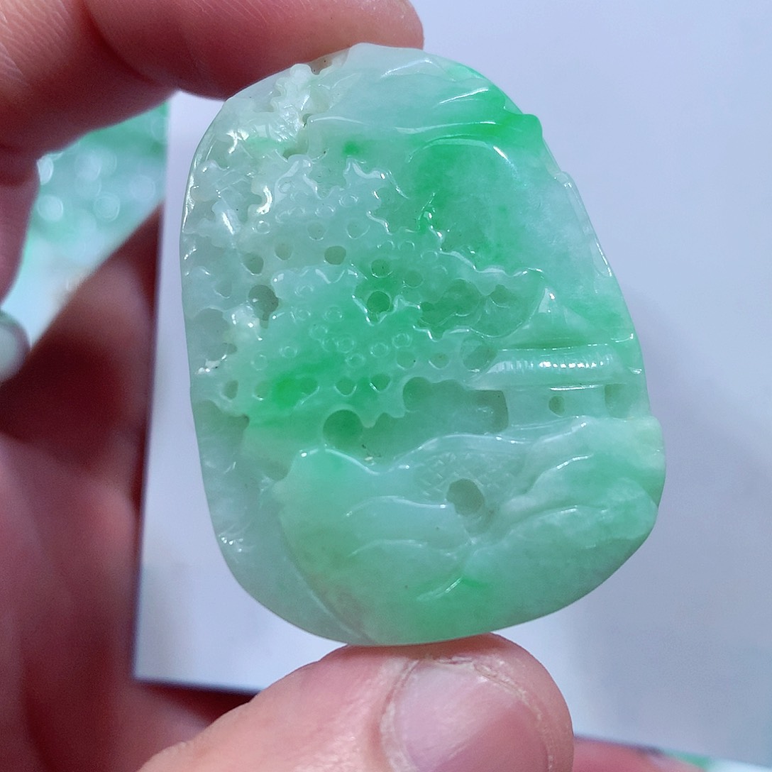 翡翠颈饰未镶嵌缅甸翡翠