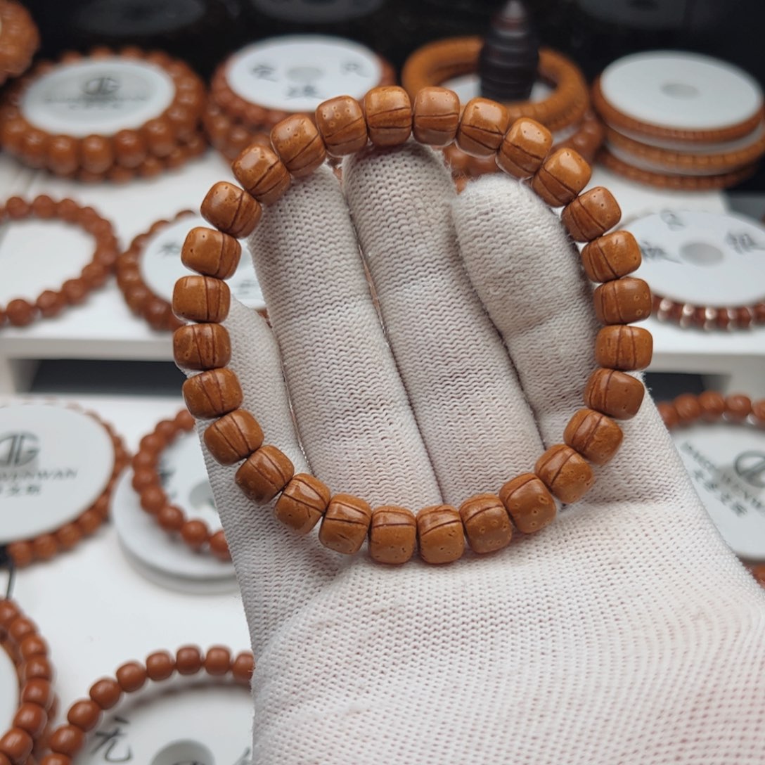 富***r吊坠桃核桃核手串