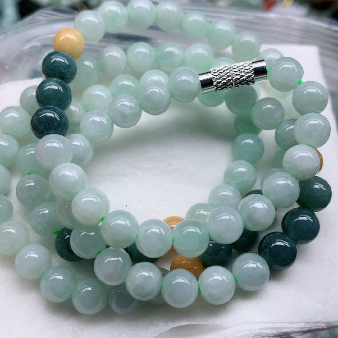 翡翠颈饰未镶嵌手串