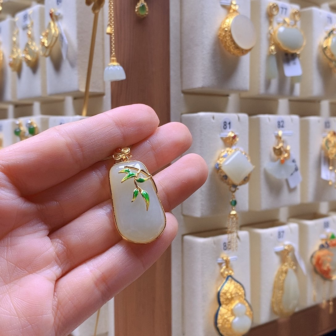 和田玉颈饰银S925镶嵌