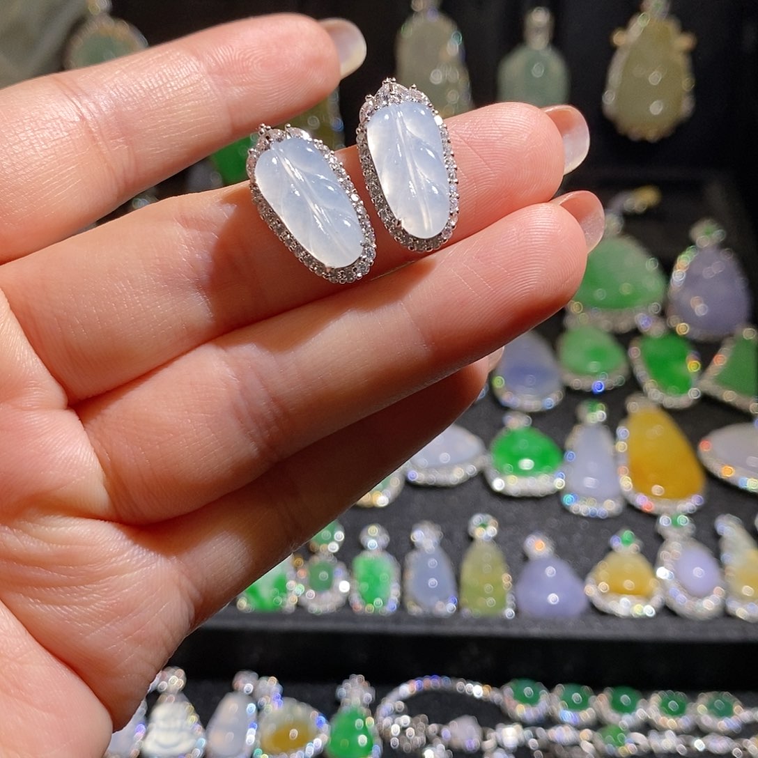 颈饰银S925镶嵌翡翠天然翡翠