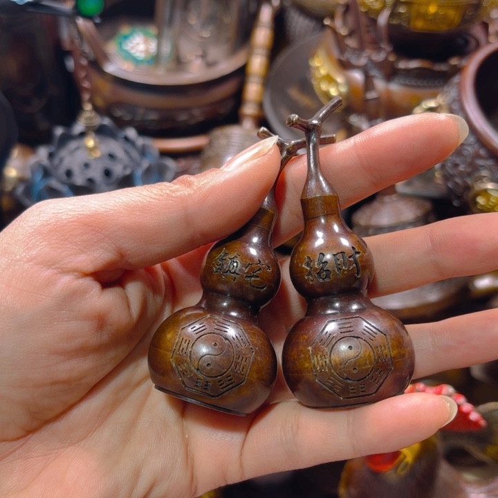 铜器摆件收收藏藏