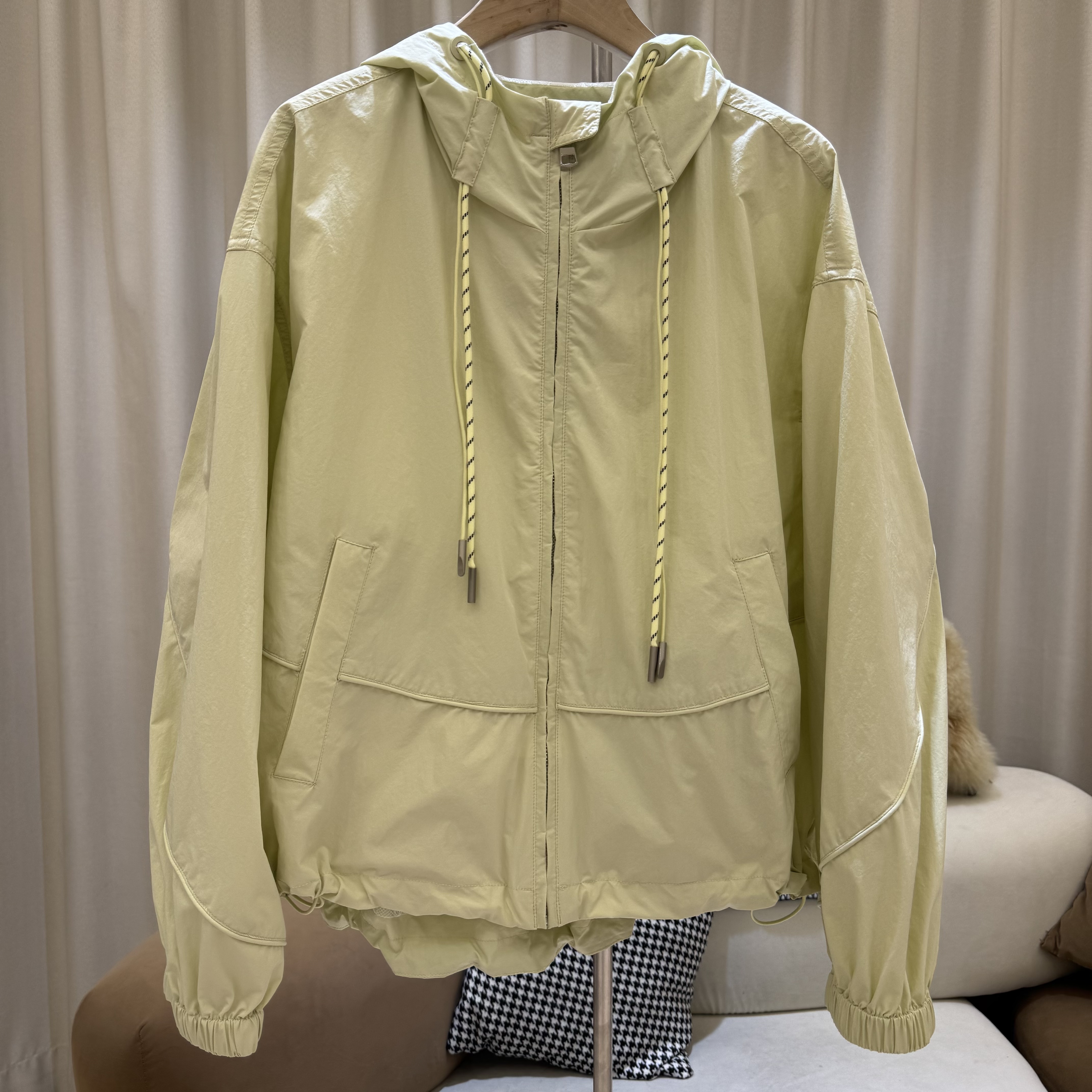 zaw大码加宽加大女装薄款连帽外套遮肚子藏肉胖mm防晒上衣/25117