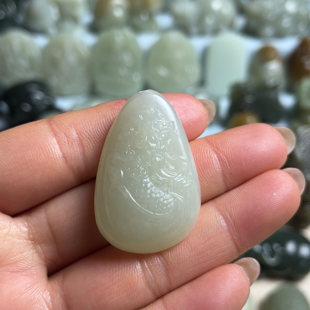 和田玉未镶嵌挂件