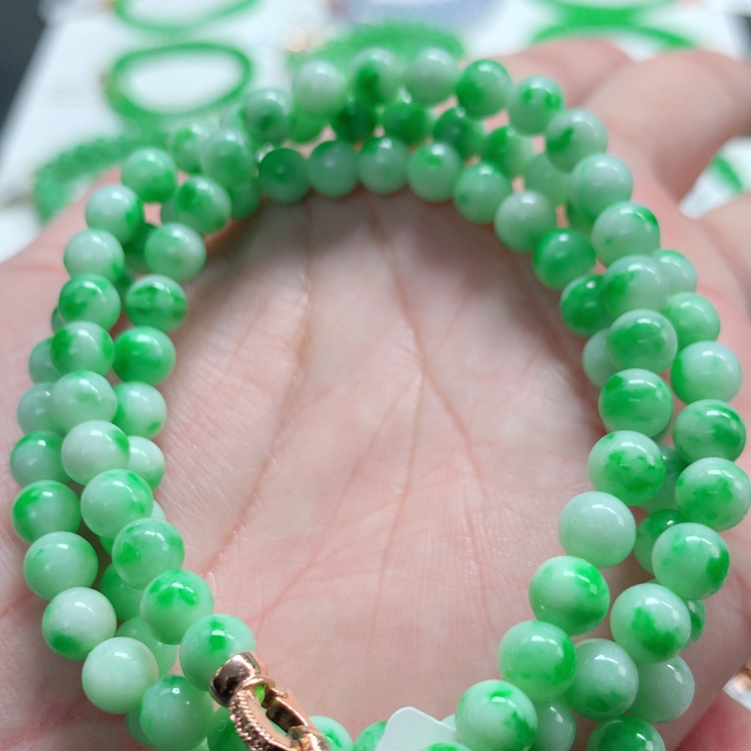 翡翠未镶嵌手链翡翠