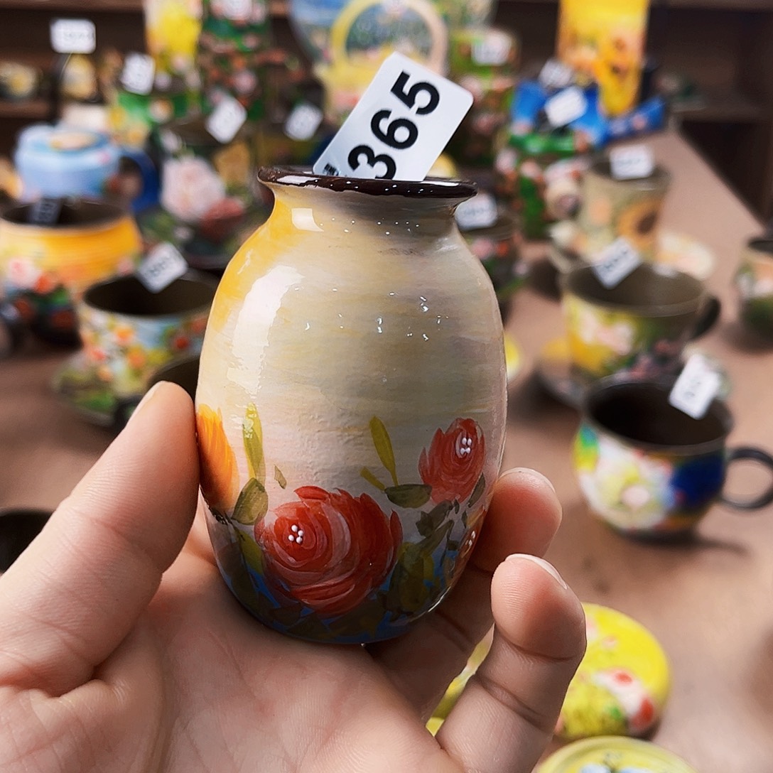 纯纯莫奈油画风纯纯莫奈油画风花瓶
