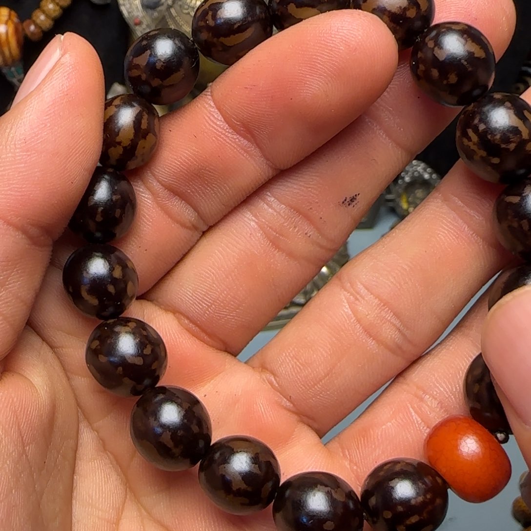 晴***李格桑工艺坊直播间