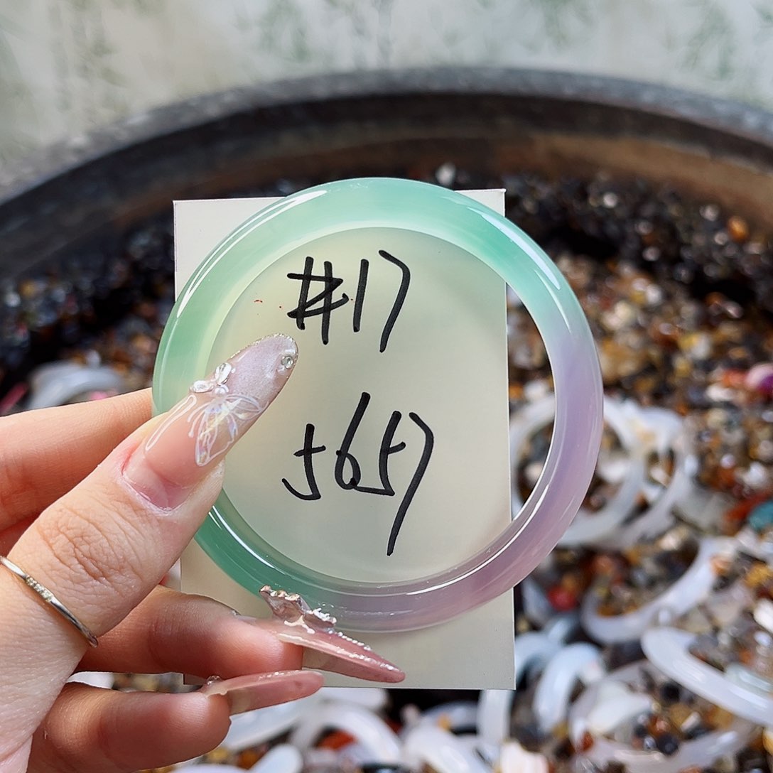 玛瑙/玉髓手镯未镶嵌17