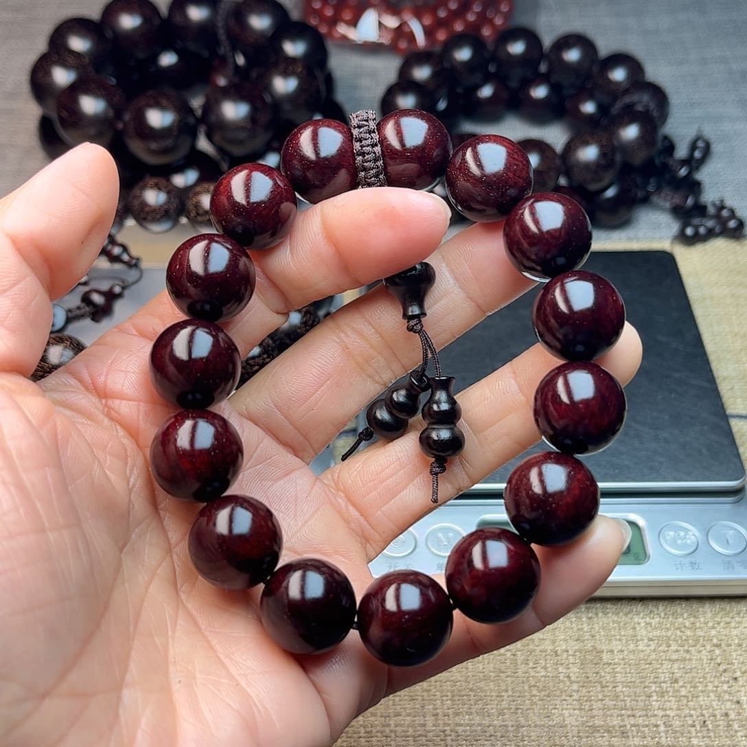 檀香紫檀（小叶紫檀）1.5 15颗