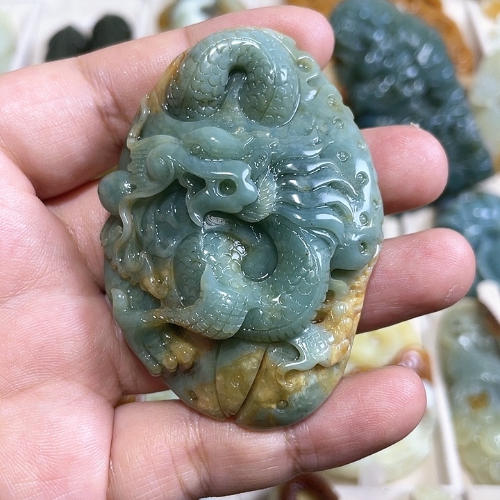 岫玉吊坠(赠链)未镶嵌