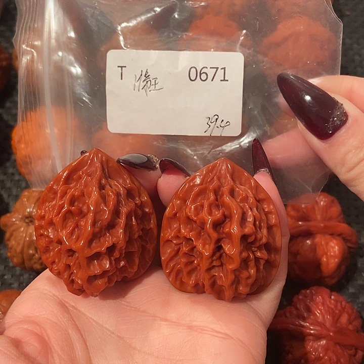 文玩核桃吊坠龙鳞纹帝王39