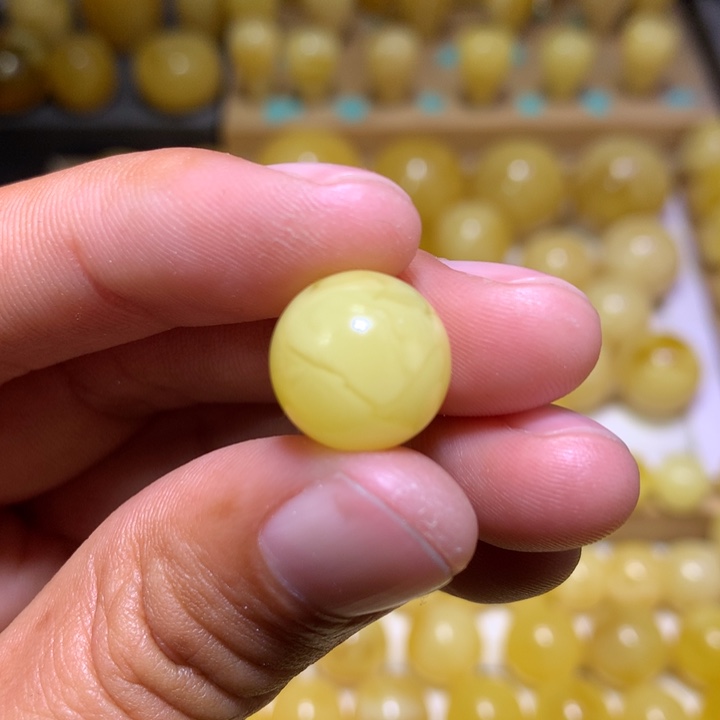 蜜蜡裸石未镶嵌阿***1天然俄料白花蜜蜡圆珠13.3