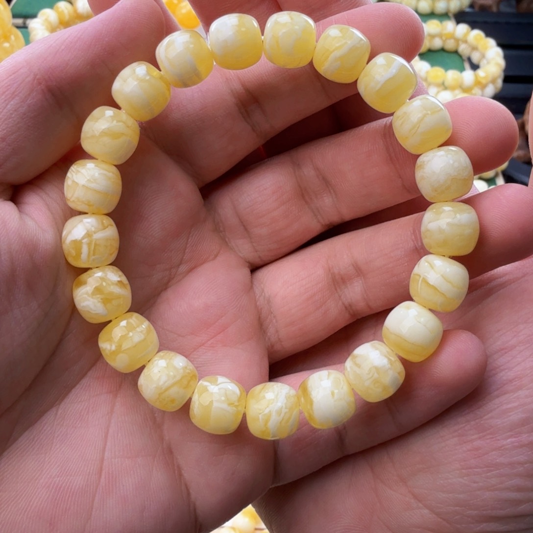 琥珀裸石未镶嵌天然蜜蜡